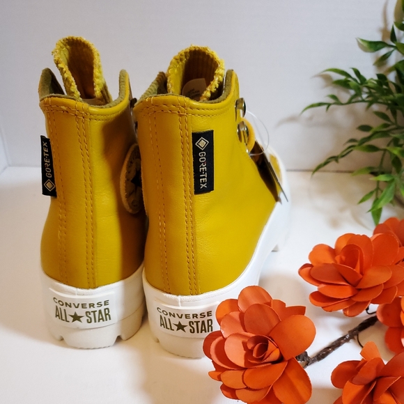 Converse CTAS LUGGED WINTER HI WOMEN'S SZ / 565005C - Picture 7 of 15